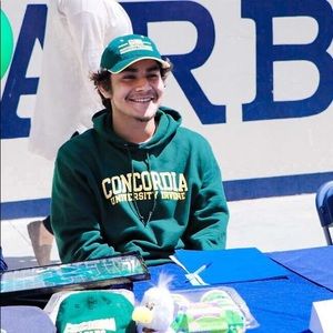 Meet your Posher, Giovanni